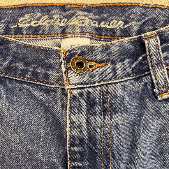 Men's Eddie Bauer Relaxed Fit Jeans 32x30 - Picture 3 of 5